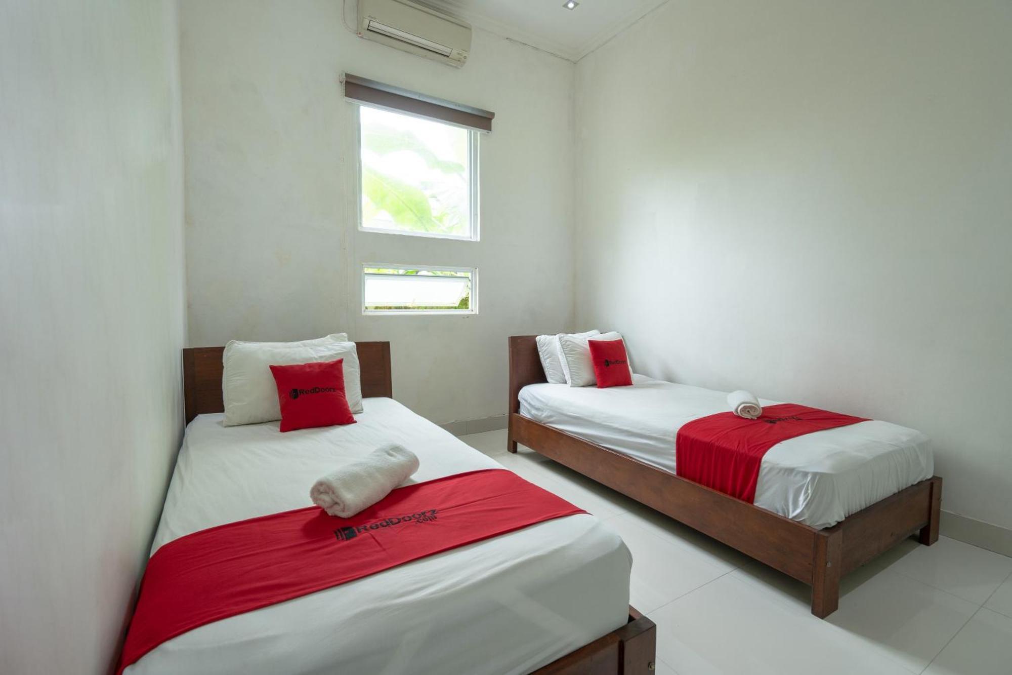 Reddoorz Near Ubud Village Sukawati Exterior foto